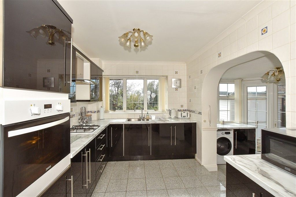 Property photo 1 of 13 Kitchen