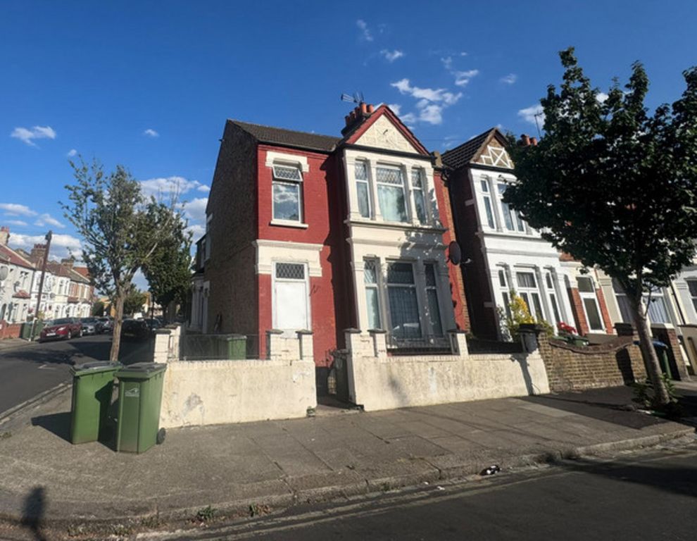 Property photo 1 of 4