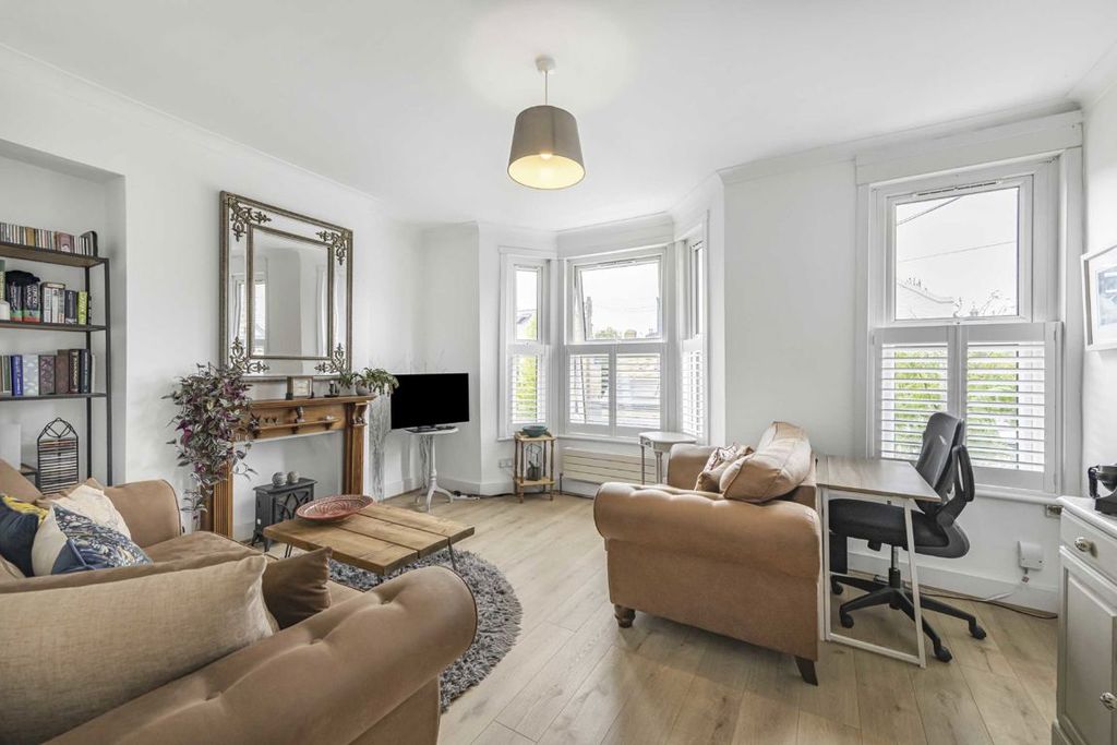 Property photo 1 of 5