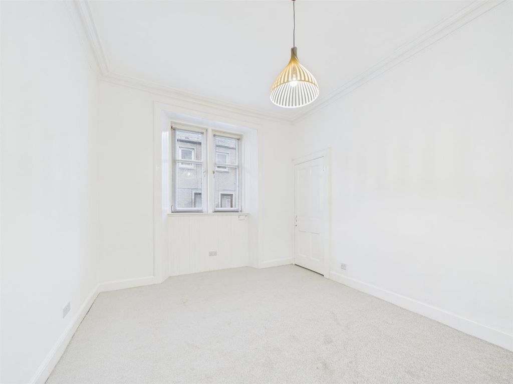 Property photo 3 of 13 Cam01486G0-Pr0908-Still003.Jpg