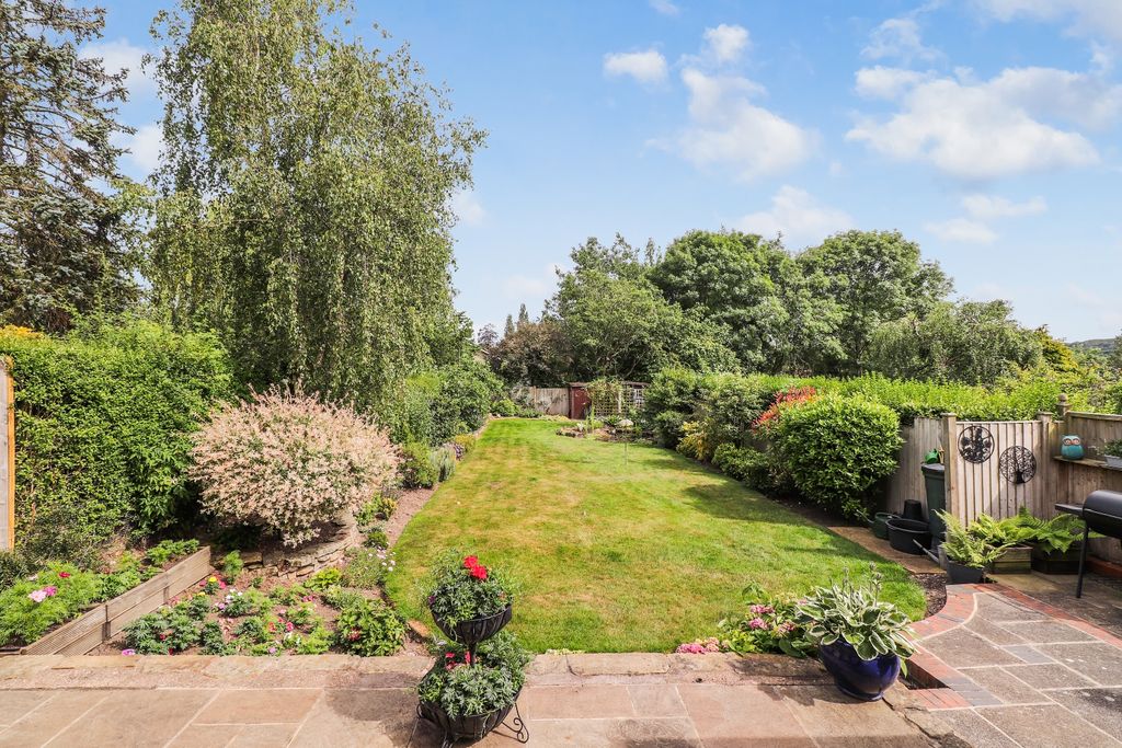Property photo 3 of 43 Garden