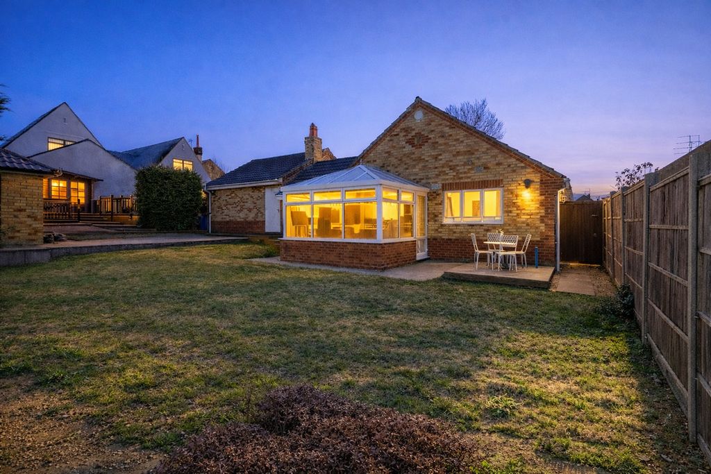 Property photo 3 of 20