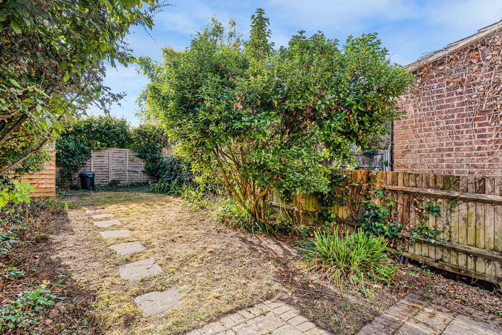Property photo 2 of 12