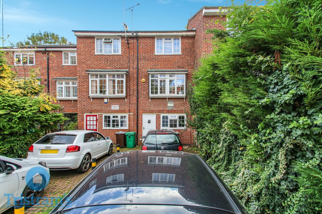 Property photo 1 of 13 Untitled Design - 2024-10-23T093202.083