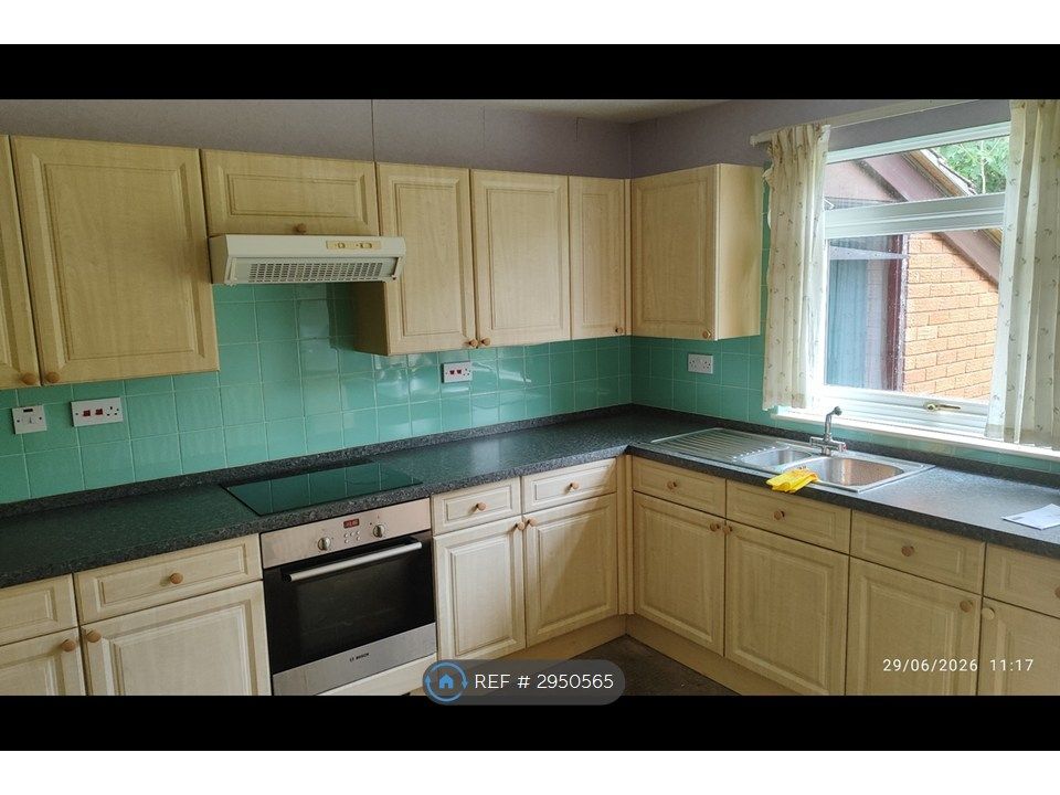 Property photo 2 of 3