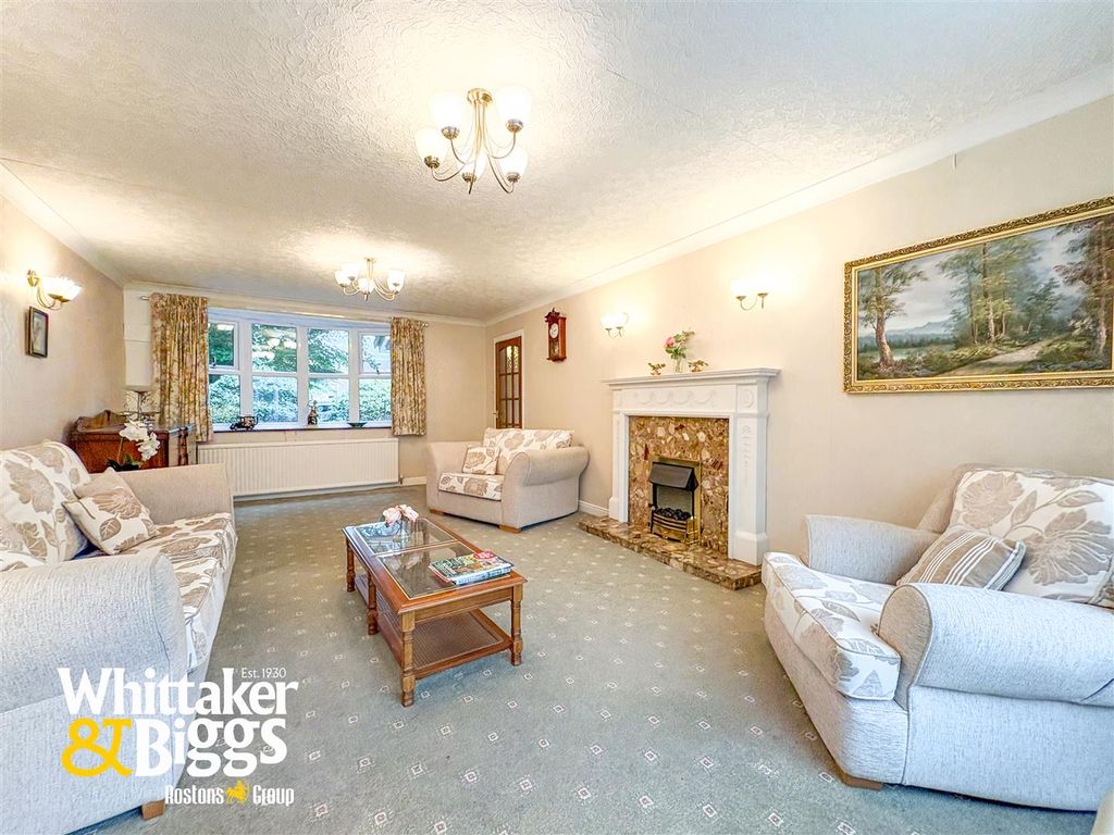 Property photo 3 of 65 20251001_134008942_Ios 1.Jpg