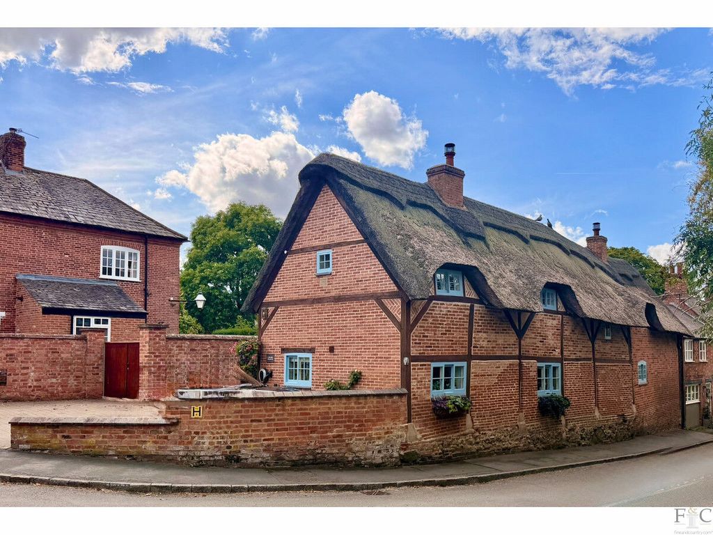 Property photo 1 of 40
