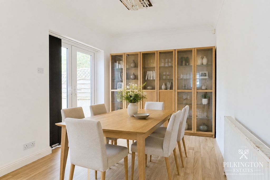 Property photo 3 of 14 5433494