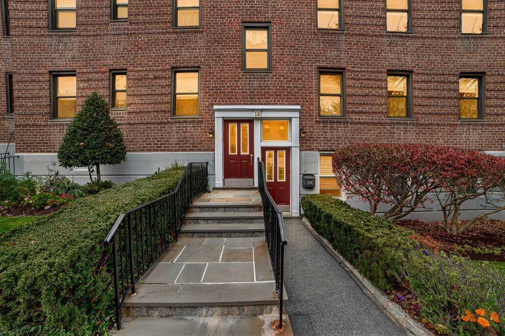 Property photo 2 of 25 <Alttext/>