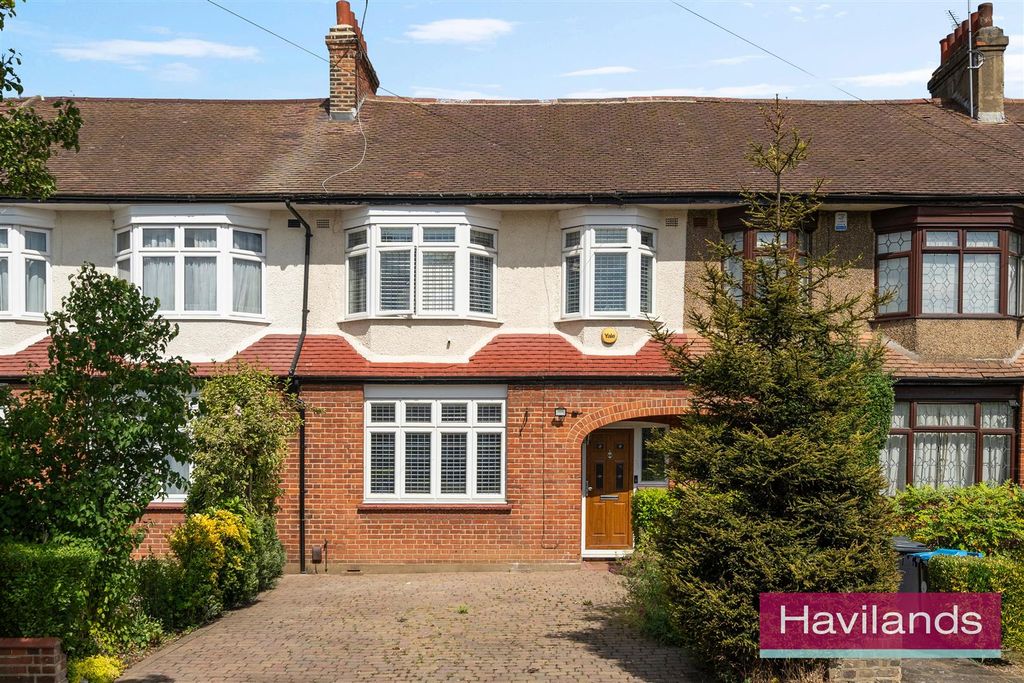 Property photo 1 of 15 Halstead Road-1.Jpg