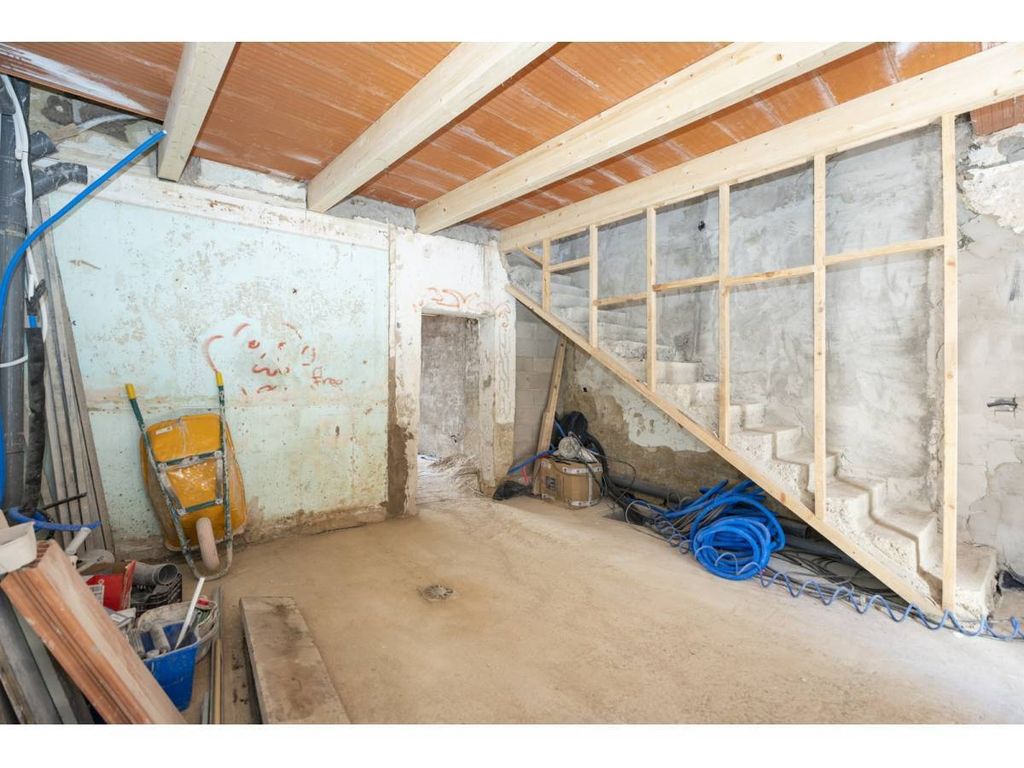 Property photo 3 of 30