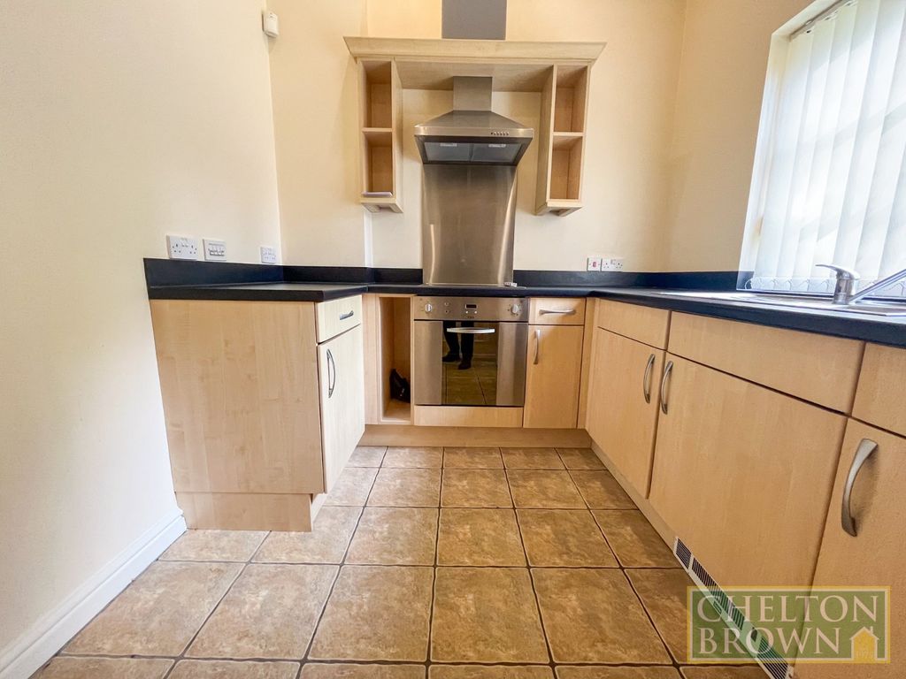 Property photo 2 of 18 Picture No. 31