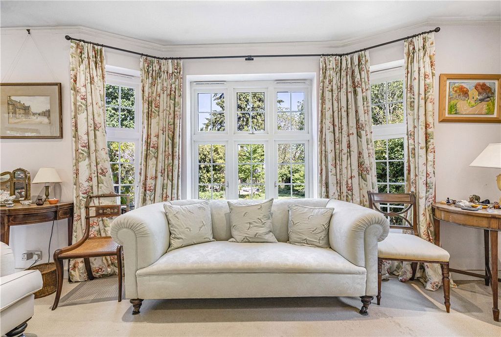 Property photo 3 of 44 Picture 3