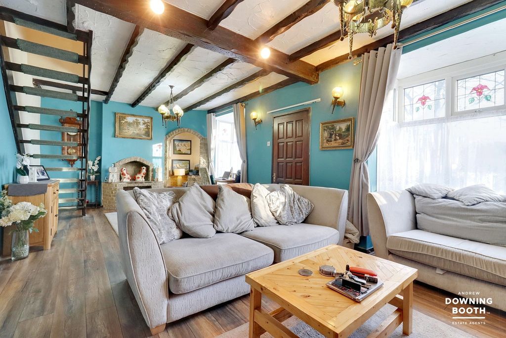 Property photo 2 of 14