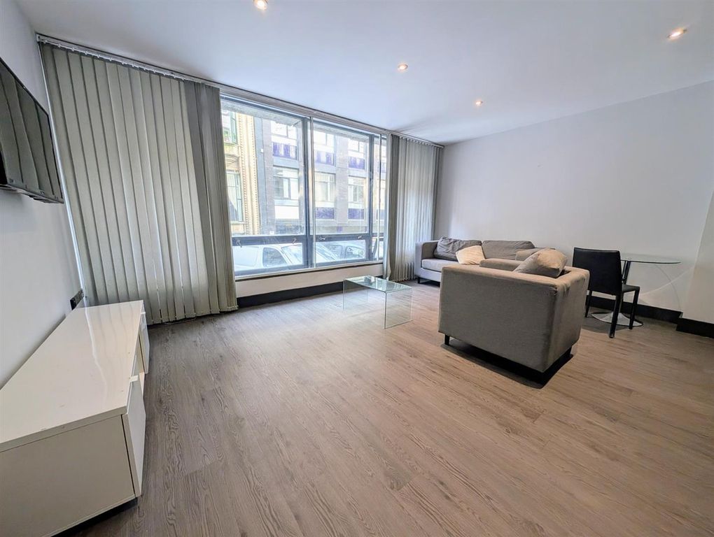 Property photo 3 of 7 Living Roomjpg