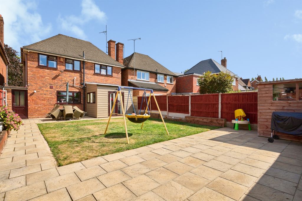 Property photo 2 of 17