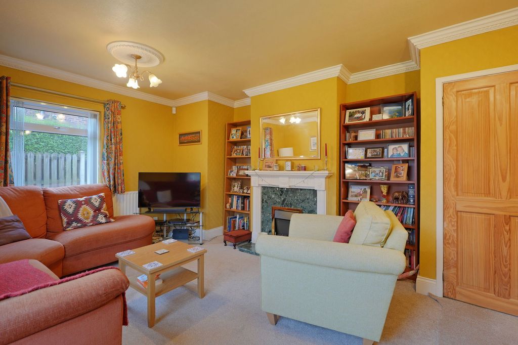 Property photo 3 of 21