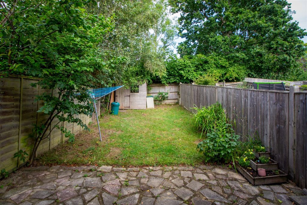 Property photo 3 of 7