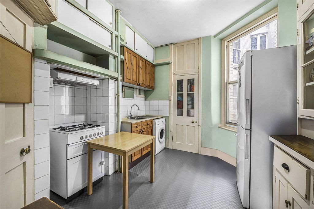 Property photo 3 of 8 Picture No. 04