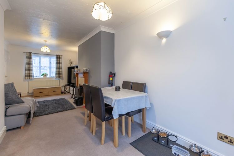 Property photo 3 of 9 Dinning - Sitting...