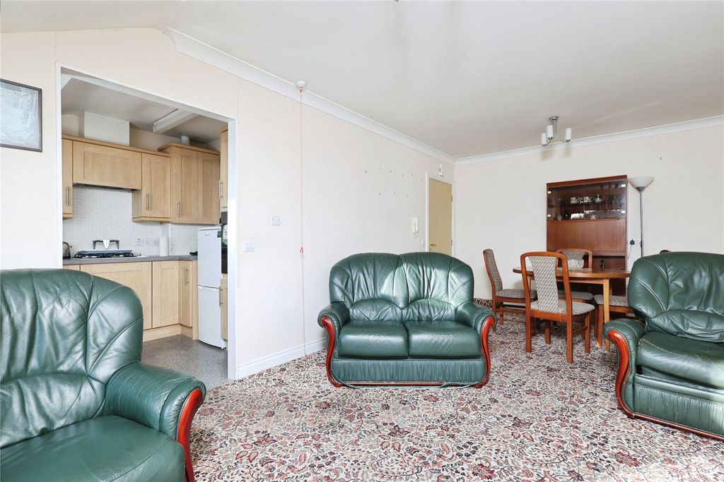 Property photo 2 of 10 Living Room