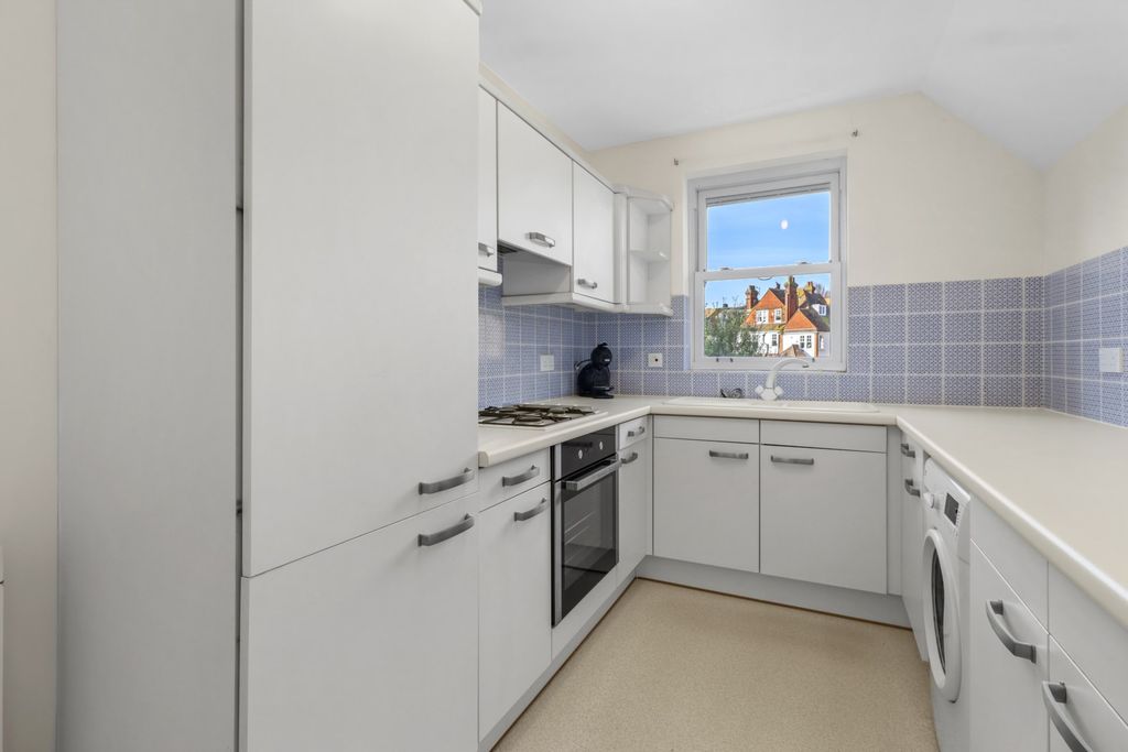 Property photo 3 of 14 773-Hr-4.Jpg