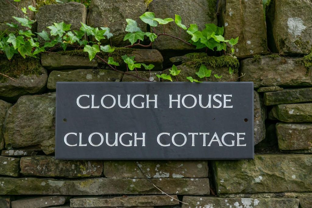 Property photo 3 of 58 Clough House