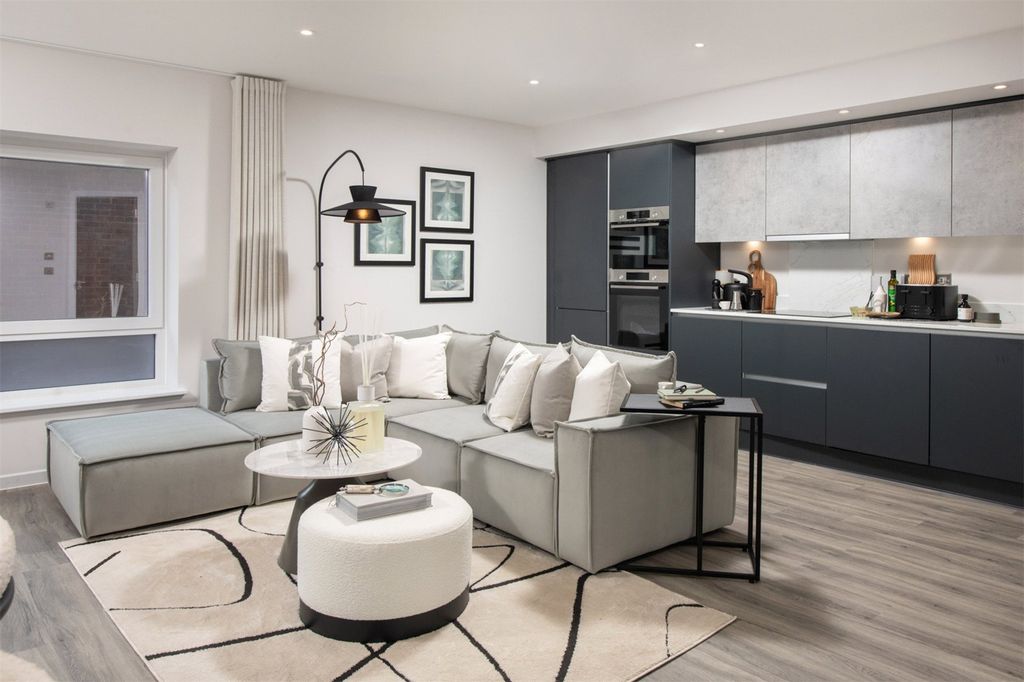 Property photo 1 of 5 Lounge