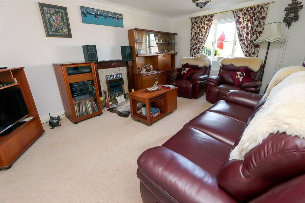 Property photo 3 of 20 Picture No. 08