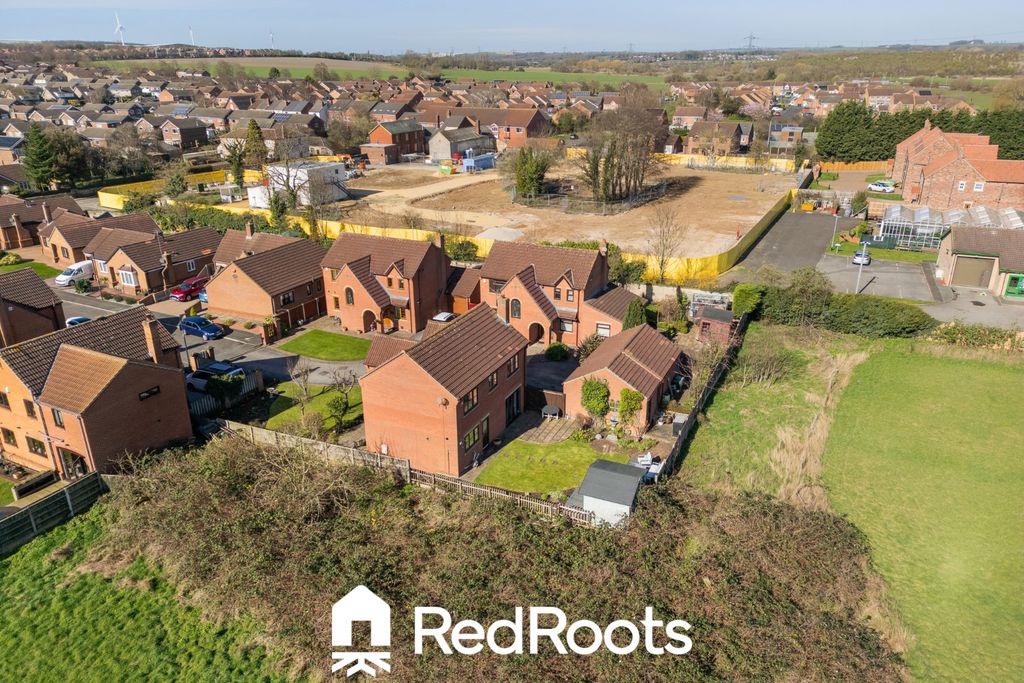 Property photo 3 of 30 4540203