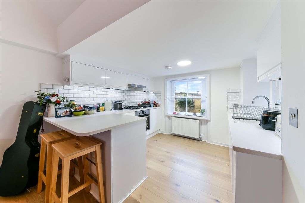 Property photo 2 of 10 Image