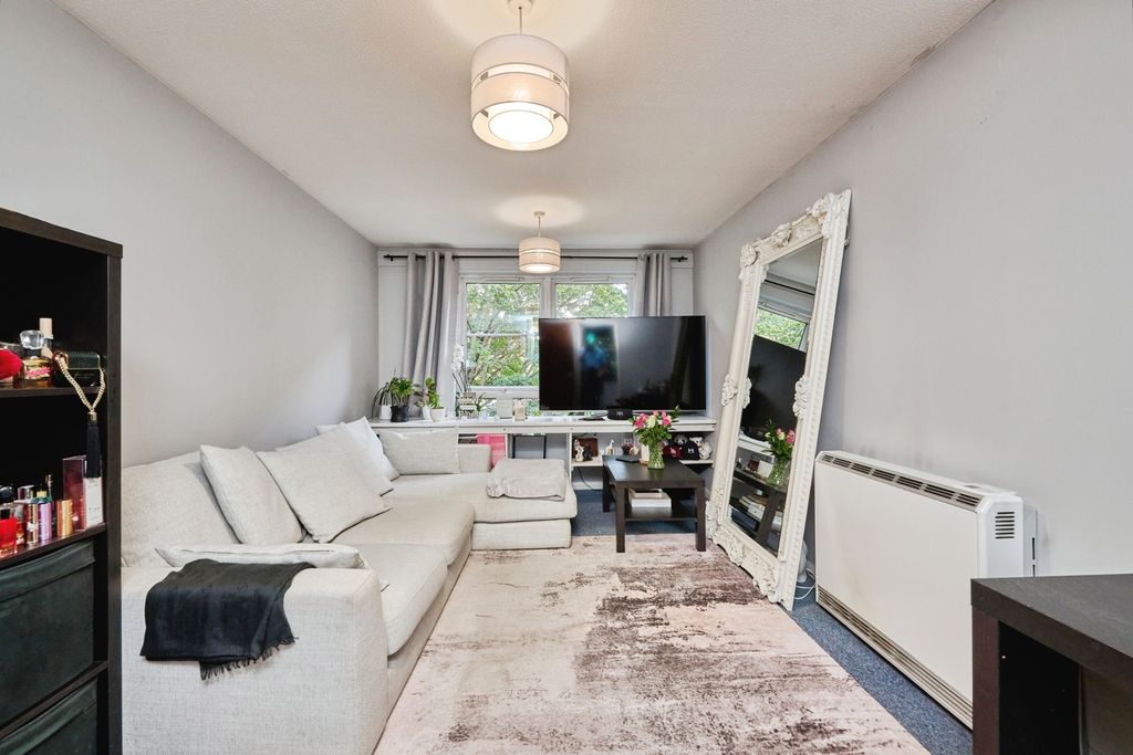 Property photo 2 of 13 Pbox-Img.Jpg