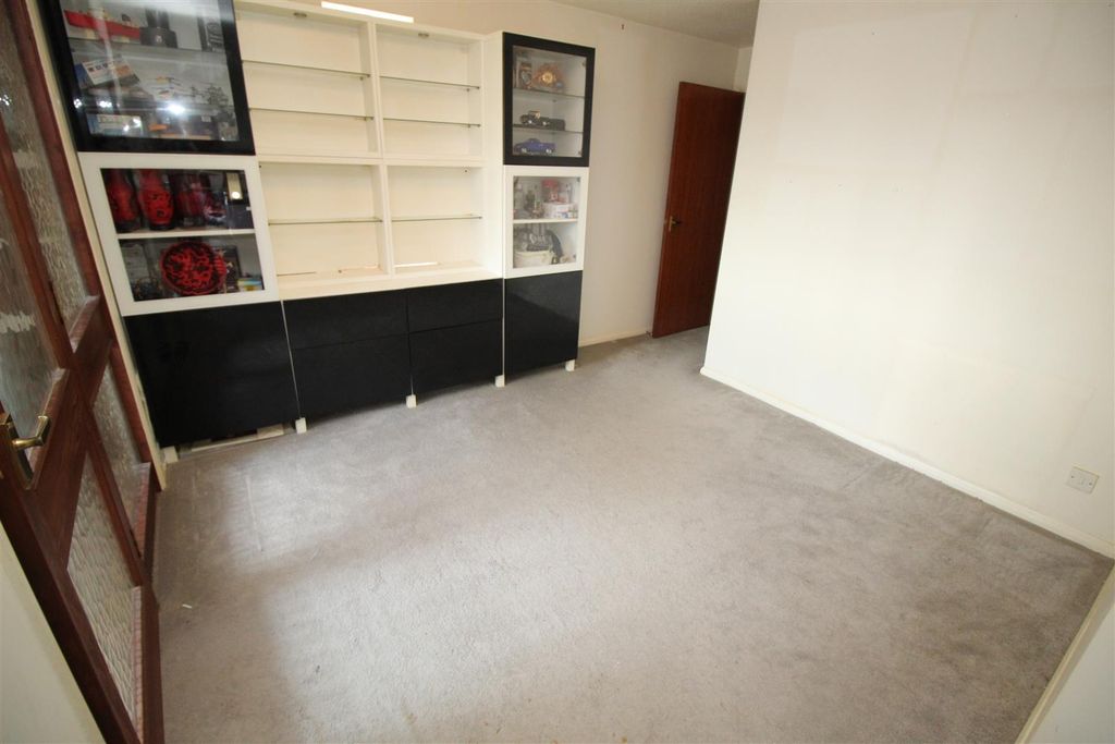 Property photo 3 of 5 Img_8821.Jpg