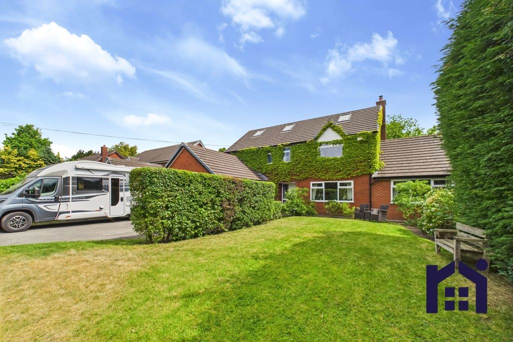 Property photo 1 of 34 117 Wigan Road