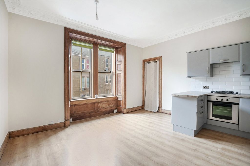 Property photo 2 of 17 Picture No. 04