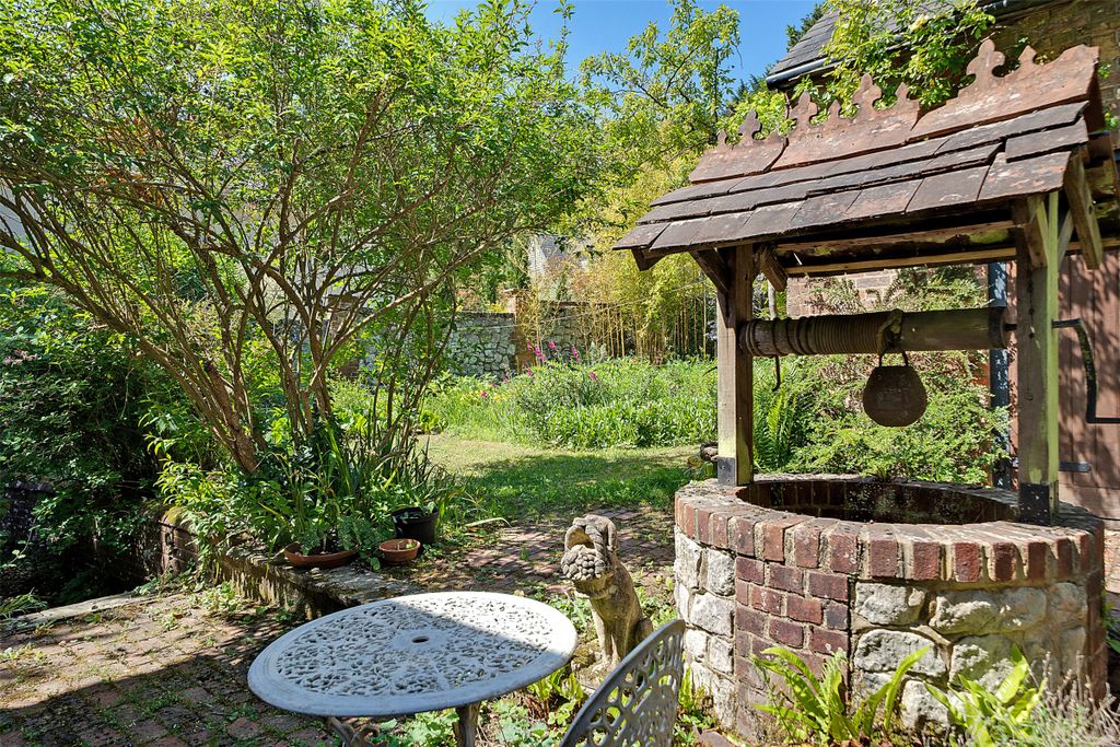 Property photo 2 of 23 Picture No. 56