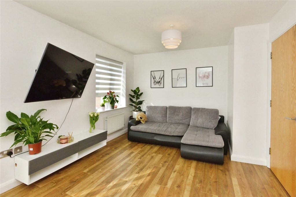 Property photo 2 of 15 Photography