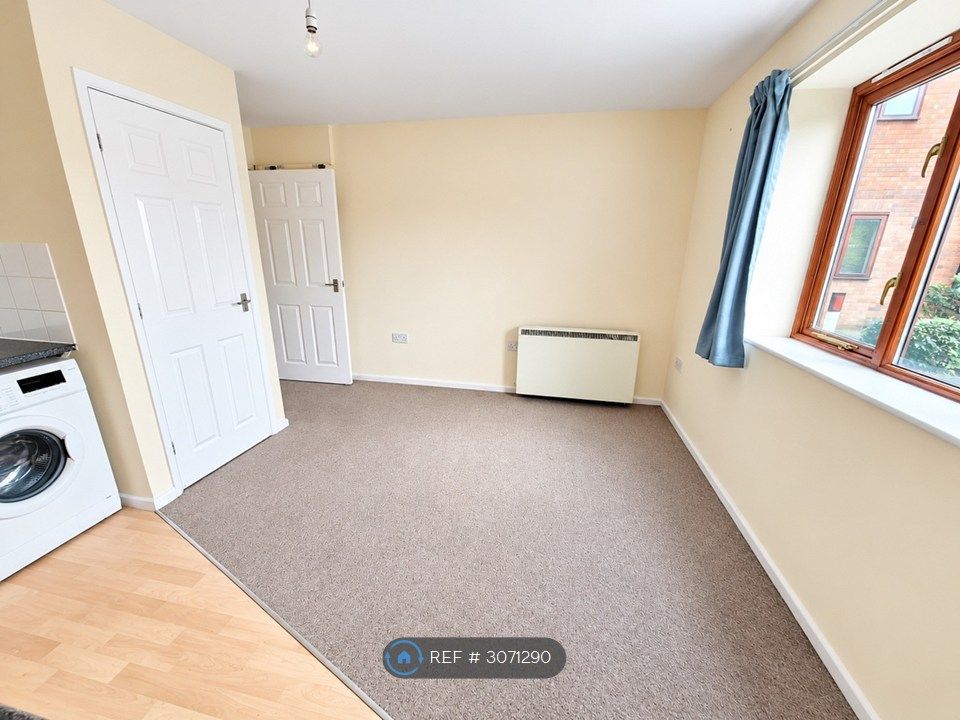Property photo 3 of 7