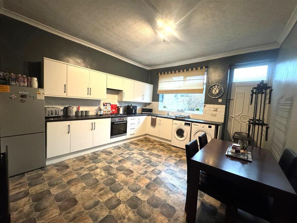 Property photo 3 of 7 Whatsapp Image 2025-12-16 At 13.48.18 (1).Jpeg