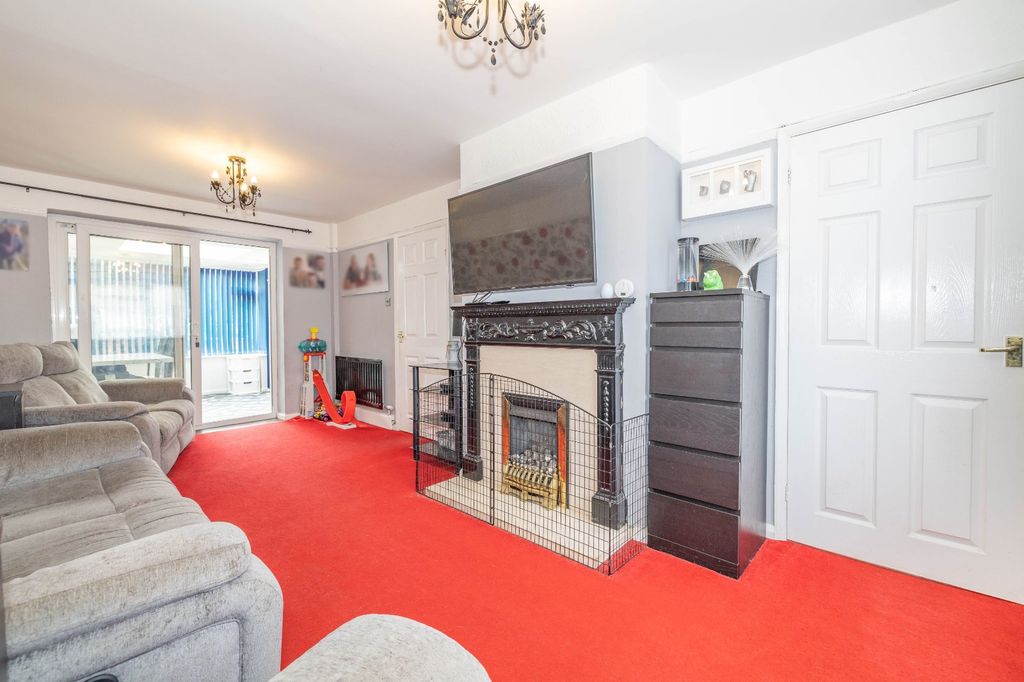 Property photo 2 of 13 Picture 2