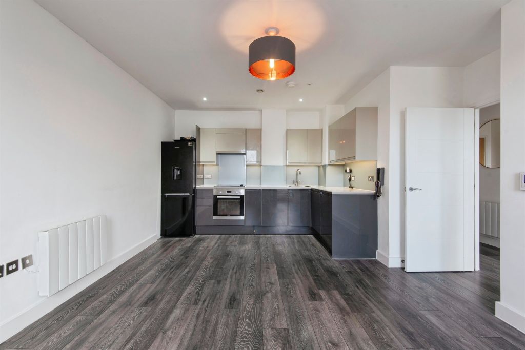 Property photo 3 of 13