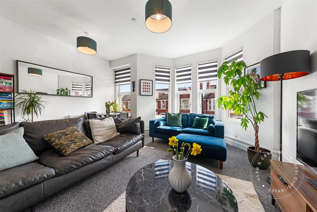 Additional image 5 of 2 bed flat for saleYork Street, Canton CF5