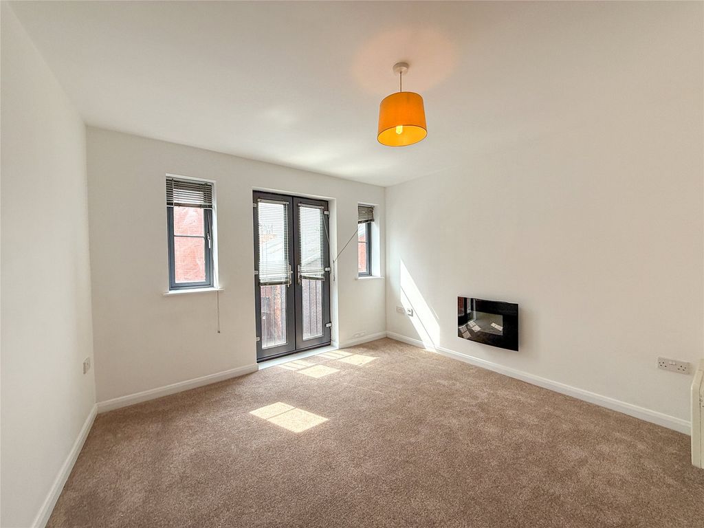Property photo 3 of 12 Picture No. 35