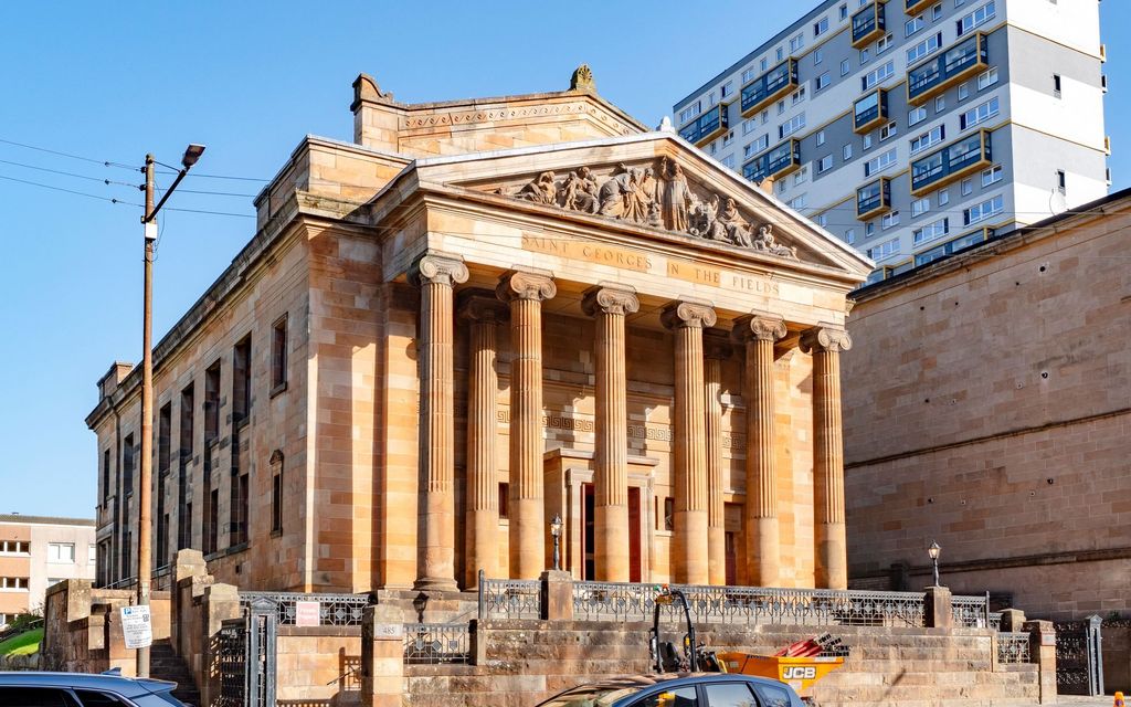 Property photo 1 of 18