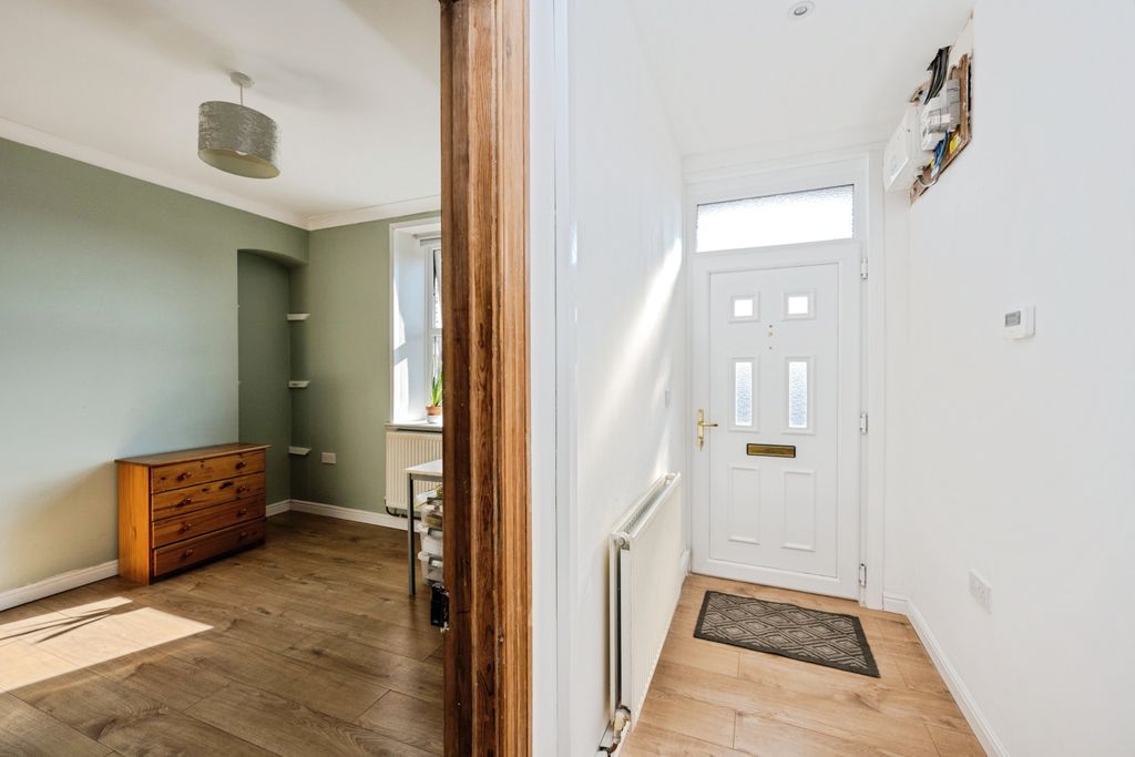 Property photo 2 of 15 Entrance Hallway