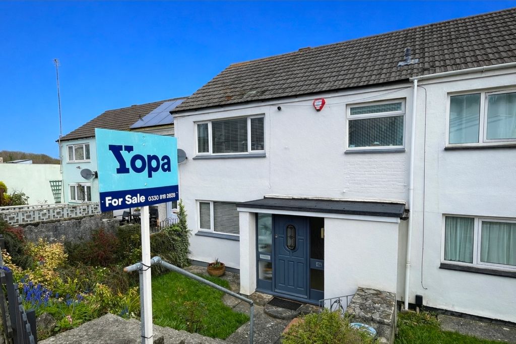 Property photo 1 of 12 Front Of Property