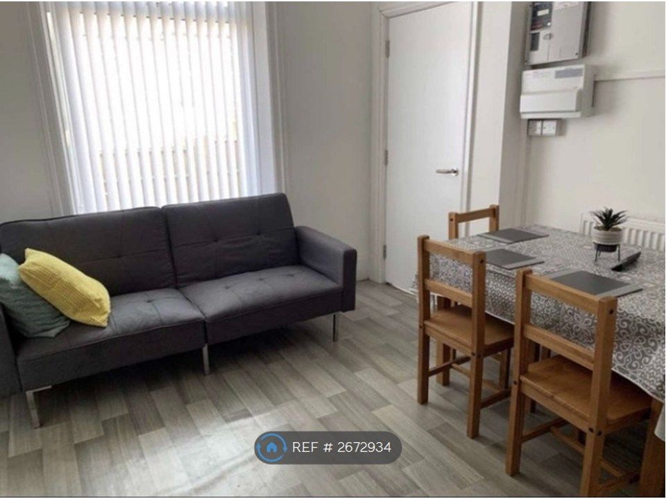 Property photo 2 of 10