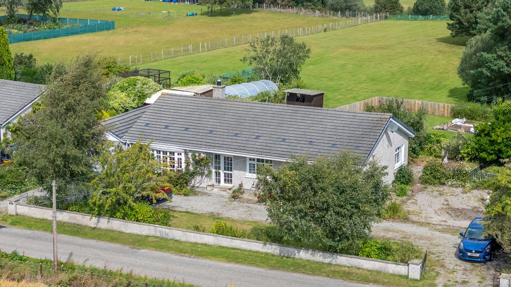 Property photo 1 of 49