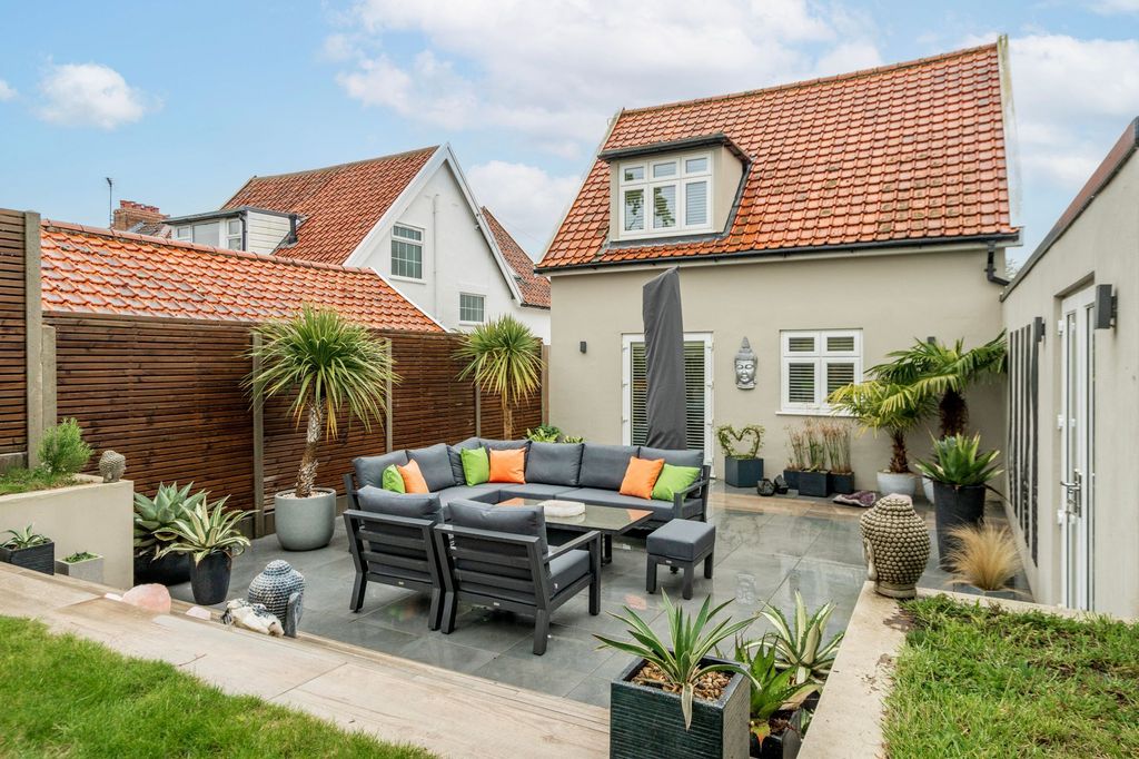 Additional image 27 of 2 bed detached house for saleHolton Road, Halesworth IP19