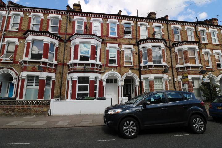 Property photo 1 of 17